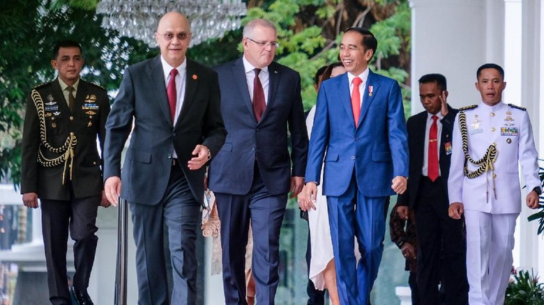 TIKTAK.ID - Beberapa Tamu Berkunjung Sebelum Pelantikan Jokowi