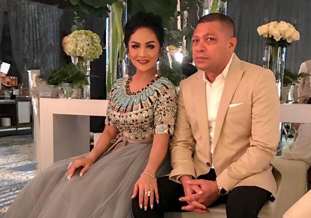 Tepis Isu Keretakan Rumah Tangganya, Krisdayanti Unggah Surat Romantis Raul Lemos