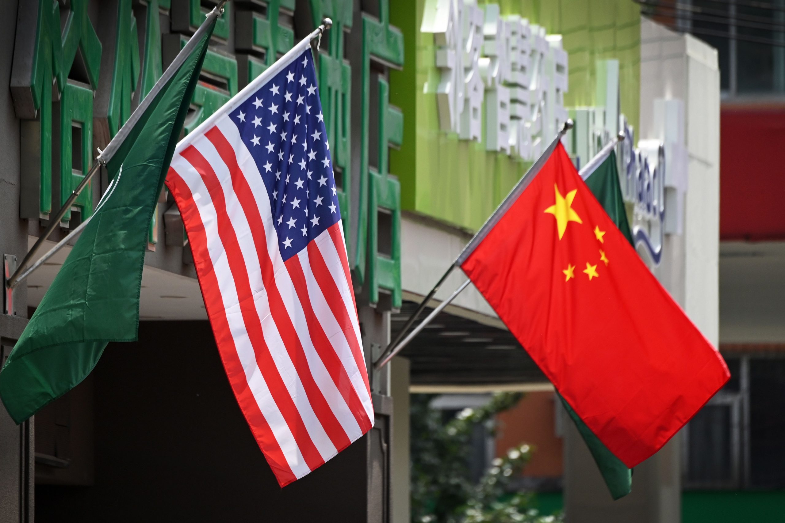 Beijing Marah, Diam-Diam AS Usir Dua Diplomat China