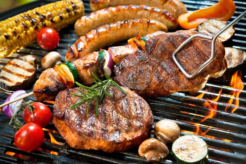 Aneka Barbeque Tutup Tahun Hasil Kreasi Sendiri Tak Kalah Nikmat