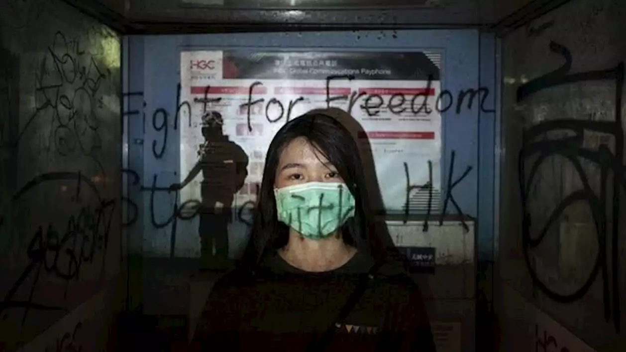 Terlalu! Jurnalis Indonesia Dipaksa Telanjang Saat Ditahan Imigrasi Hong Kong
