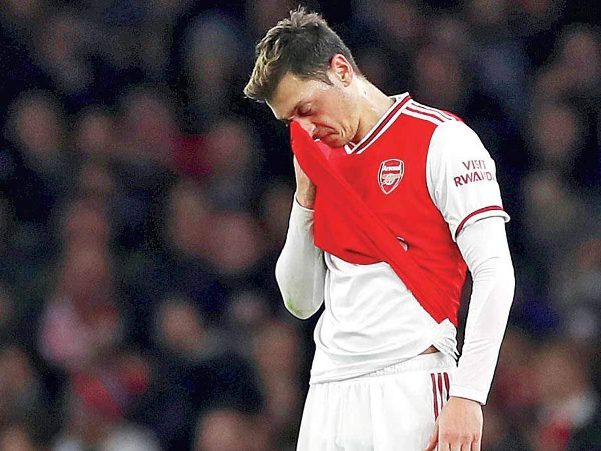 Komentar Soal Uighur, Mesut Ozil Dihapus dari Game PES 2020