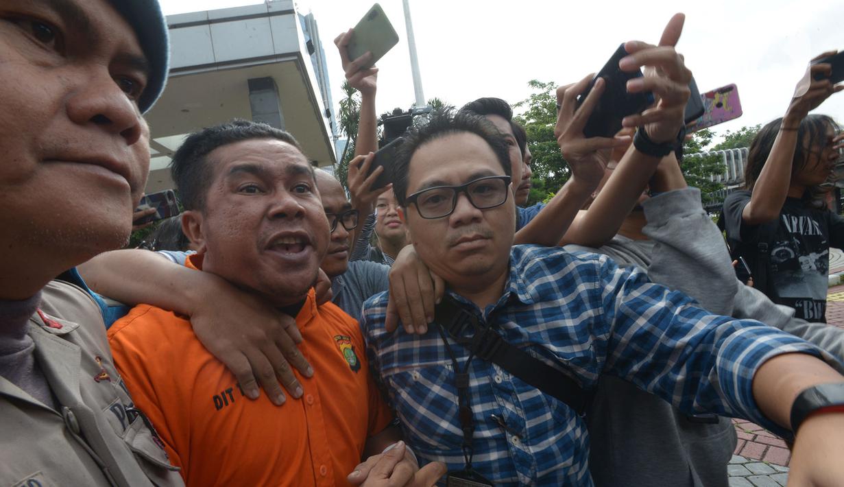 Pelaku Penyerangan Novel Baswedan Adalah Anggota Polisi Aktif