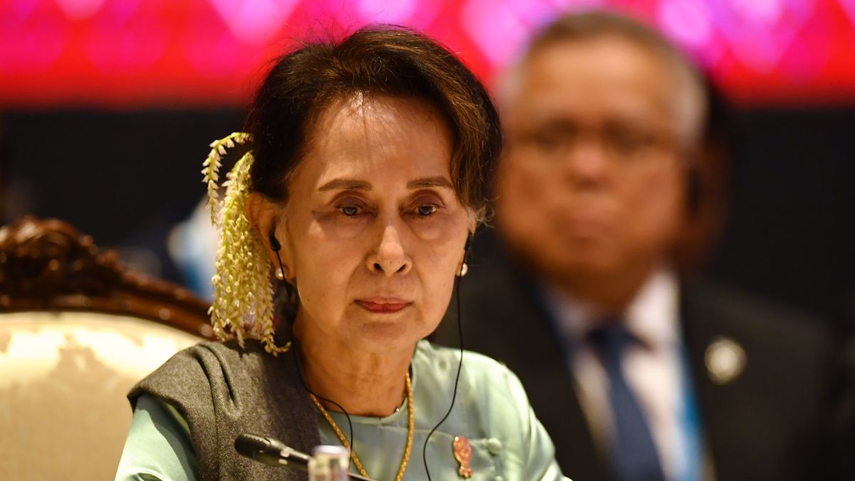 Pengadilan Internasional Panggil Aung San Suu Kyi Terkait Genosida Muslim Rohingya