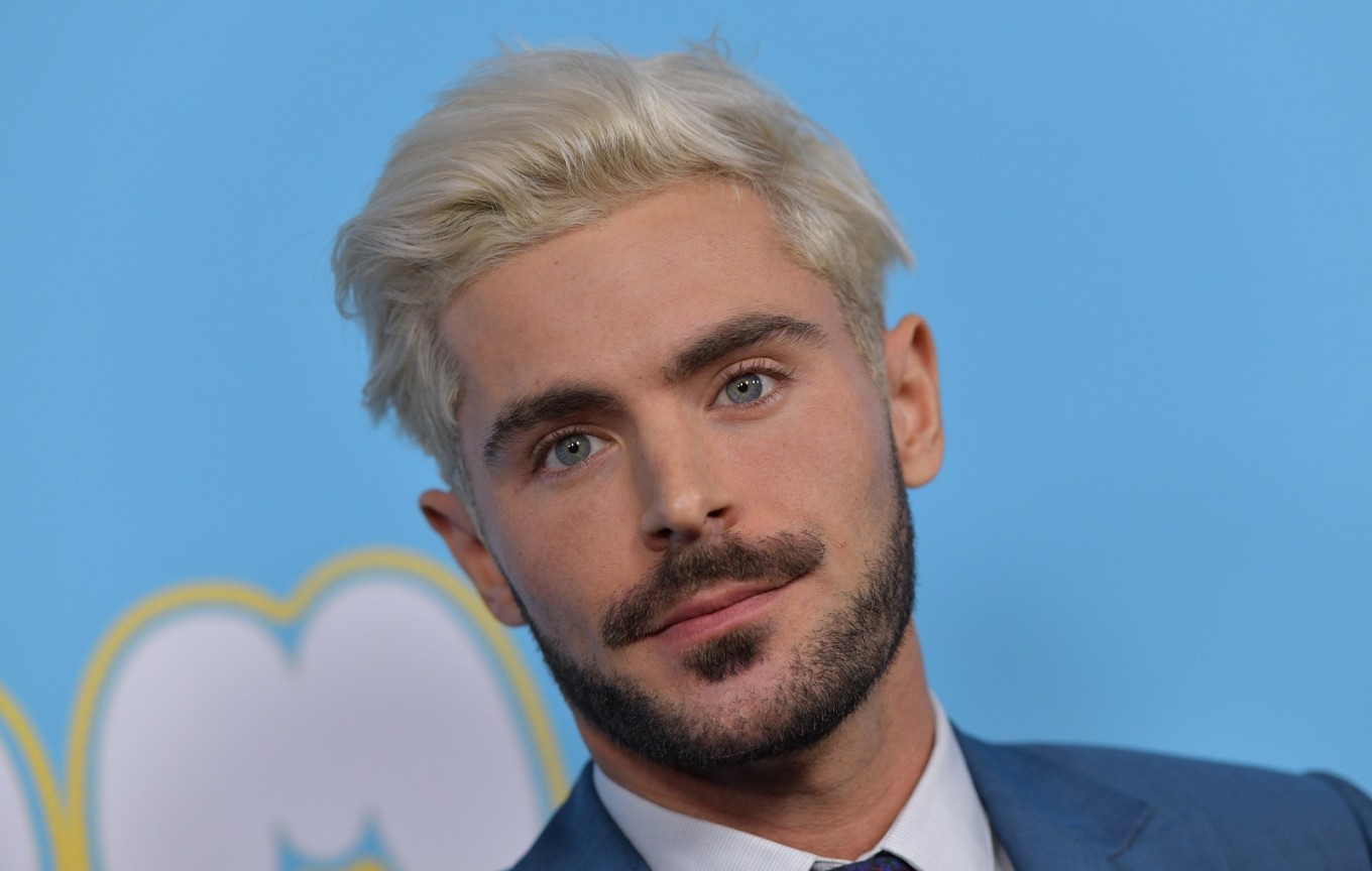TIKTAK.ID - Idap Infeksi Mematikan di Papua Nugini, Zac Efron Hampir Kehilangan Nyawa