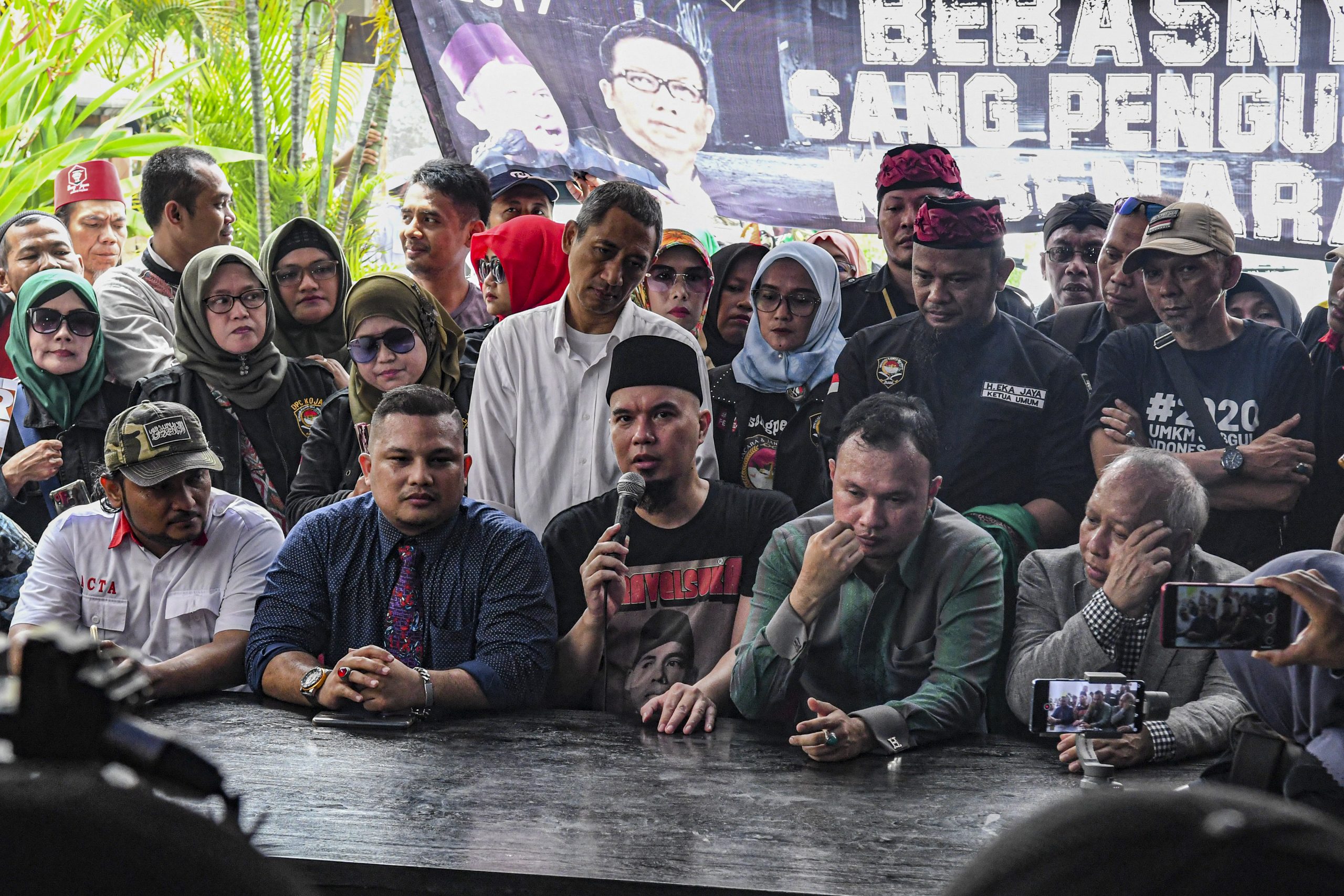 Ahmad Dhani Bebas Tentang Jokowi