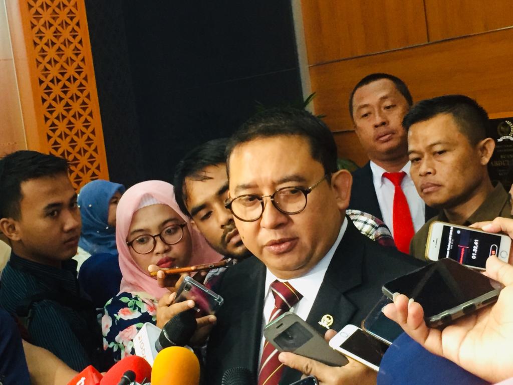 TIKTAK.ID - Tanggapi Guyonan Jokowi, Fadli Zon: Logis, Modal Politik Sandiaga Cukup Tinggi