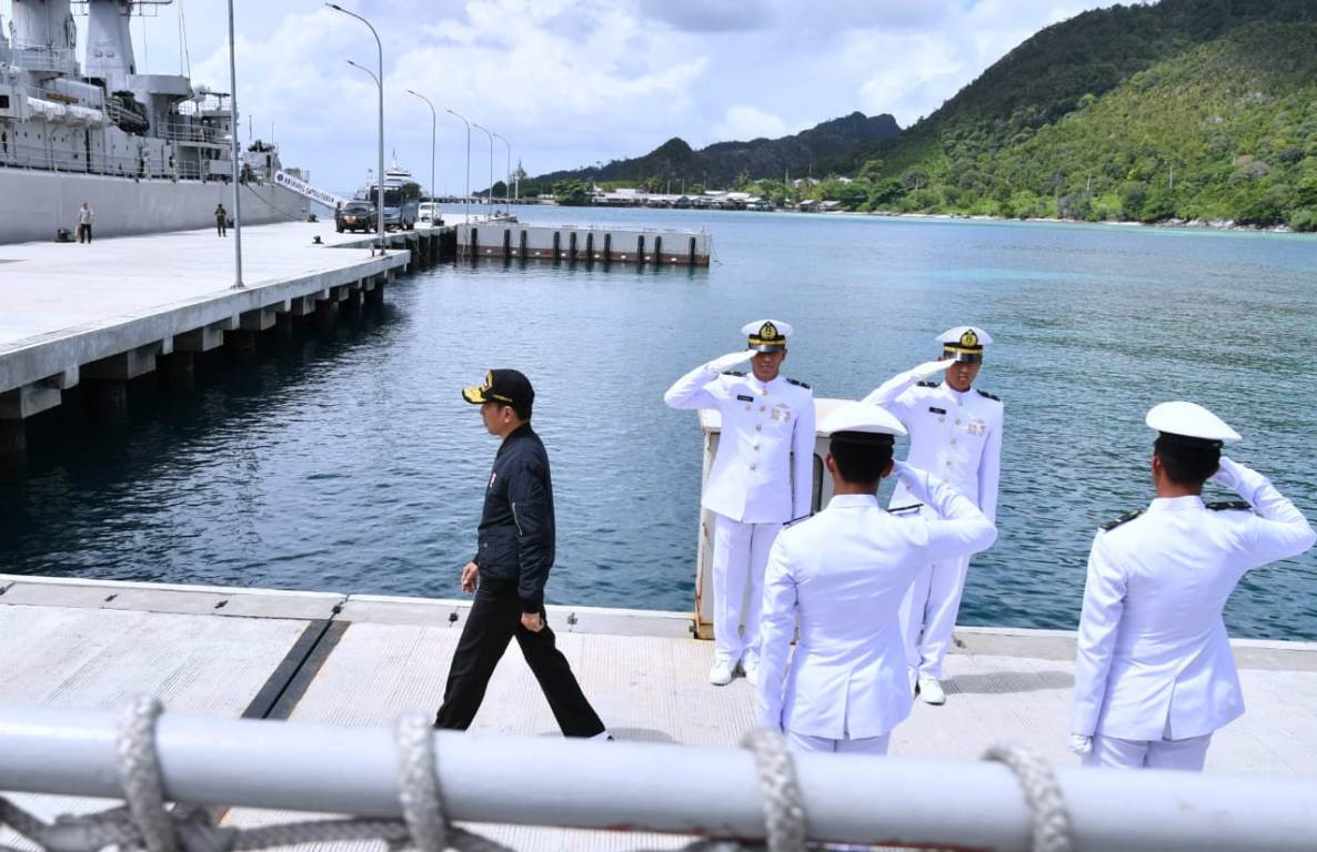 TIKTAK.ID - Beda Suara Soal Natuna Antara Jokowi, Prabowo, Luhut, dan Susi