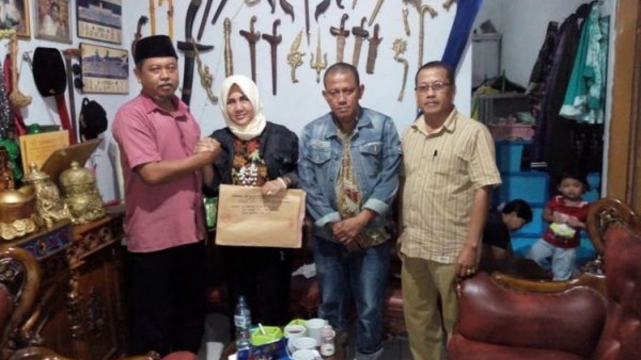 Ngaku Punya Kekayaan Berlimpah, Kerajaan King of The King Janji Bagi-bagi Duit 3 M dan Tugasi Prabowo Beli 3.000 Pesawat
