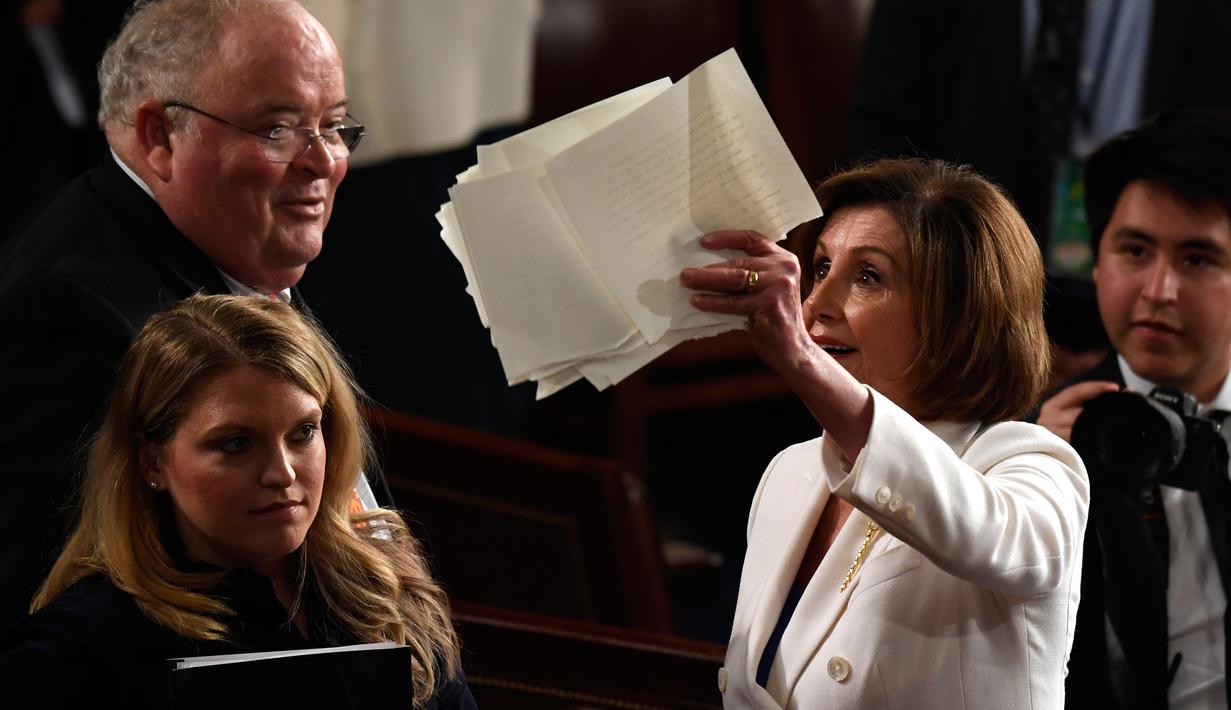 TIKTAK.ID - Ketika Pelosi Robek Salinan Naskah Pidato Trump