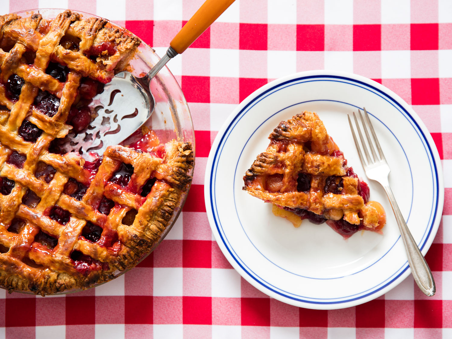 Pengen Bikin Pie Ceri, Kue Manis yang Sempat Dibuat Bunga Citra Lestari? Ini Resepnya