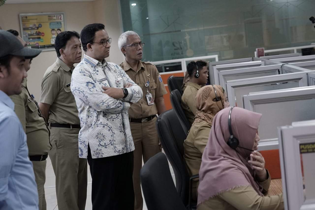 Jokowi Instruksikan Tes Corona Massal, Respons Anies: Kita Akan Lakukan dengan Tertib dan Rapi