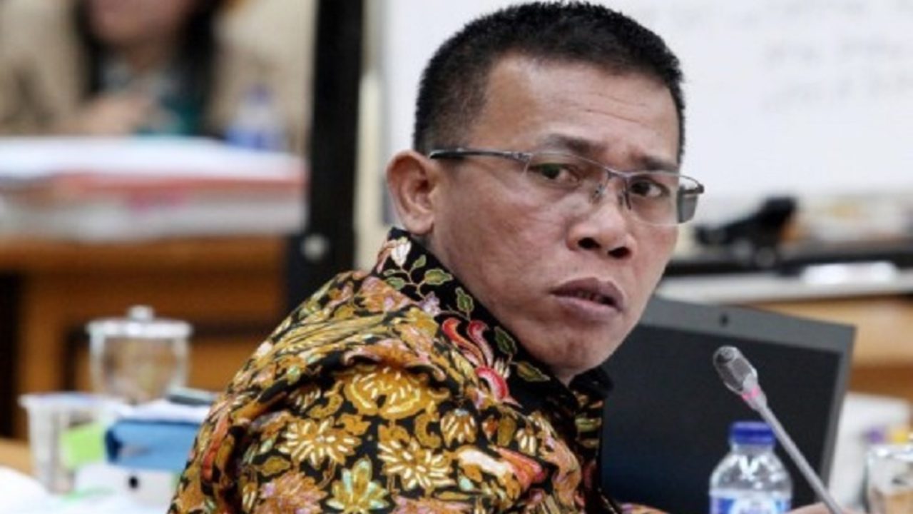 TIKTAK.ID - PDIP: Kerja Pemerintah Urus TKA China Saat Wabah Corona, Amburadul dan Amatiran