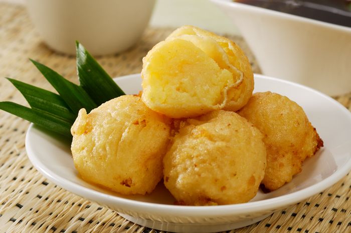 Menikmati Sore Ditemani Teh dan Tape Goreng Isi Cokelat yang Lumer, Hemm.. Coba Yuk!
