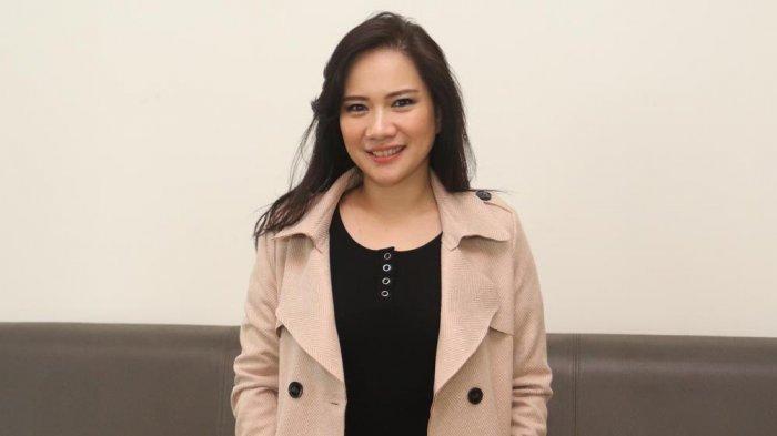 Penyanyi Liza Runtu
