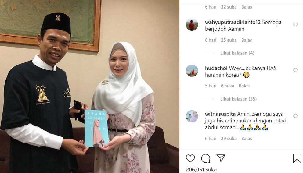 Setelah Bertemu Langsung dan Berbalas Instagram, Akankah UAS Persunting Model Cantik Korea ini sebagai Istri Barunya?