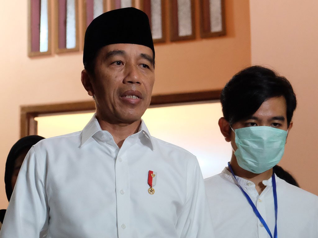 Atasi Dampak Corona, Jokowi Bakal Rekrut 530 Ribu Tenaga Kerja