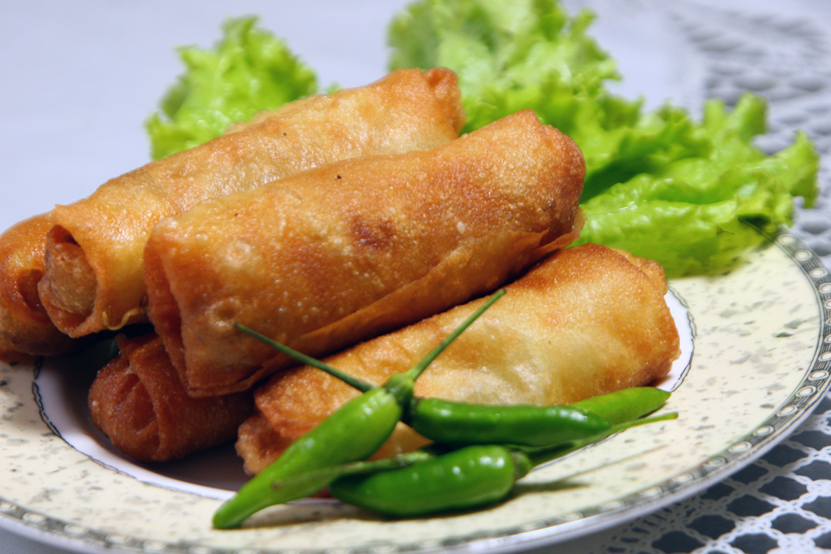 Nikmati Lumpia Goreng Semarang Bersama Keluarga Saat #DiRumah Saja