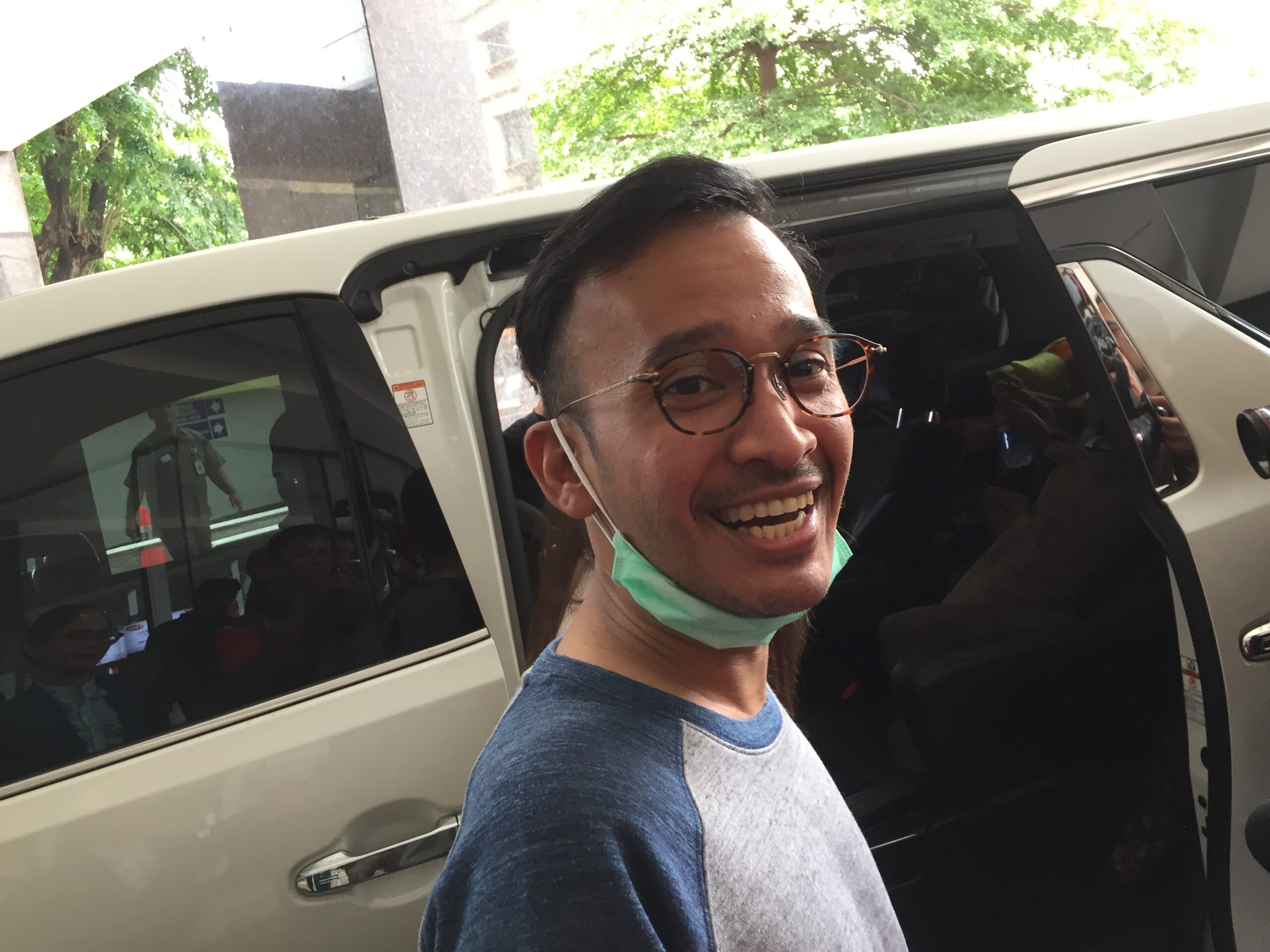 TIKTAK.ID - Dua Kali Kena Tipu, Ruben Onsu Sedih Belum Bisa Sumbang Masker untuk Tenaga Medis