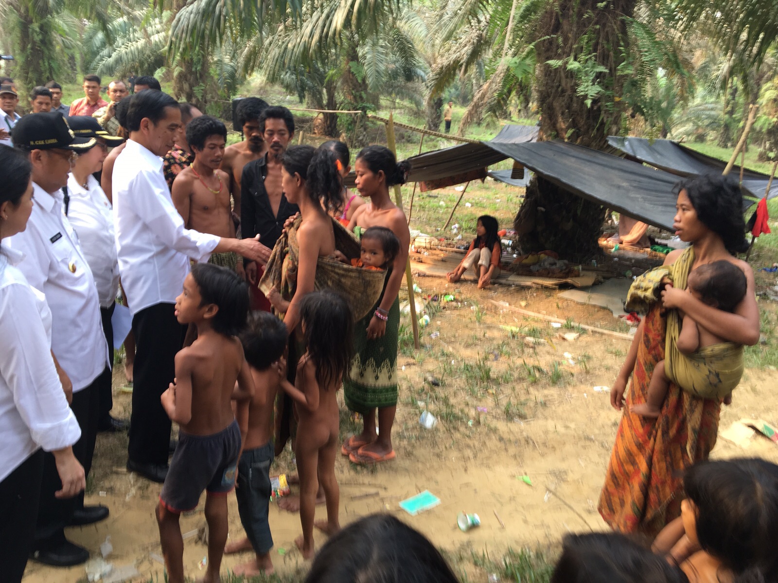 Lima Aksi Jokowi untuk UMKM dan si Miskin di Tengah Pandemi