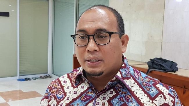 Gerindra: PHK Banyak, Mudik Dilarang, TKA China Kok Boleh Masuk RI?