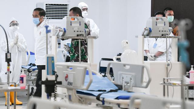 Kenalkan Alat Kesehatan Lawan Covid-19 Buatan Dalam Negeri, Jokowi: Sektor Kesehatan Indonesia Lebih Mandiri