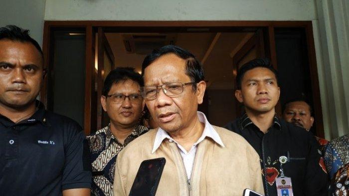 Ini Jawaban Mahfud MD Soal Kenapa Masjid Ditutup tapi Mal Dibuka