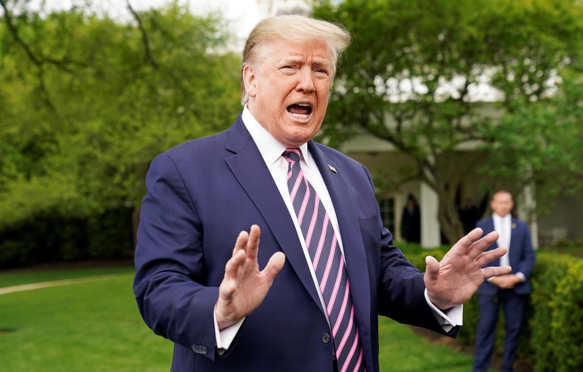 Trump Bantah Keterlibatan AS dalam Aksi Bersenjata di Venezuela