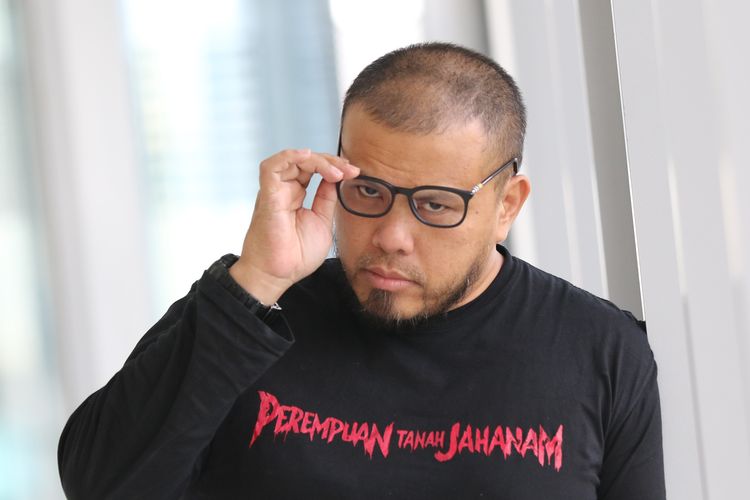 Sutradara Joko Anwar Ajak Berhenti Streaming Film Bajakan ala IndoXXI Cs