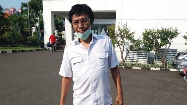 Adian Napitupulu Bertemu Jokowi 1 Jam Lebih di Istana, Ada Apa?
