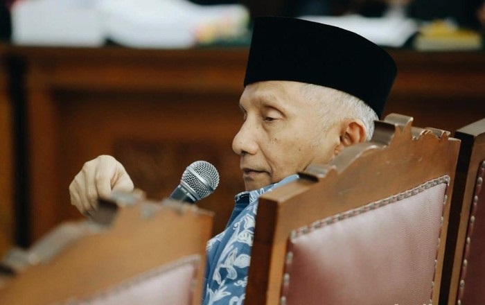 MK Tolak Permohonan Amien Rais cs terkait Uji Materi Perppu Corona Jokowi