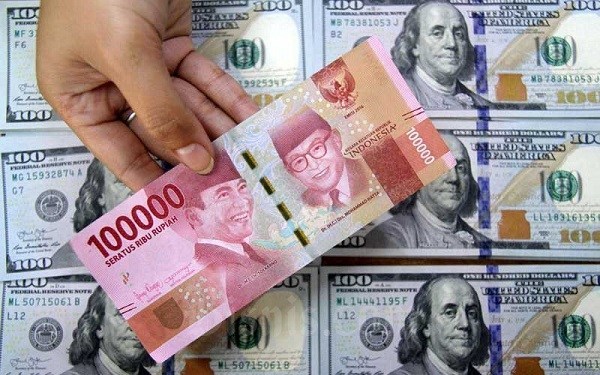 Keputusan New Normal Jokowi Bisa Bikin Rupiah Hantam Dolar Amerika