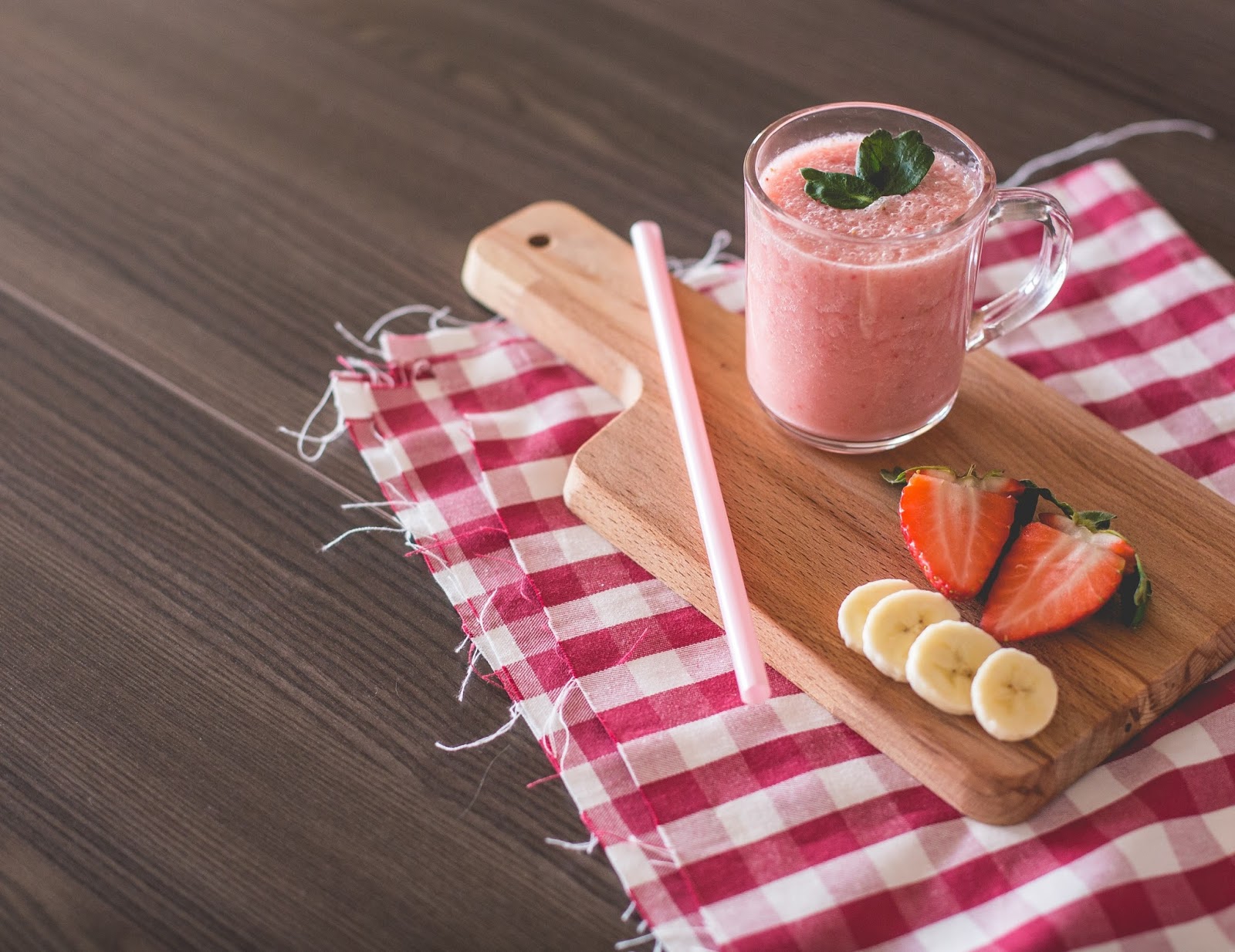 Resep Awesome Possum, Minuman Sehat Campuran Stroberi dan Pisang