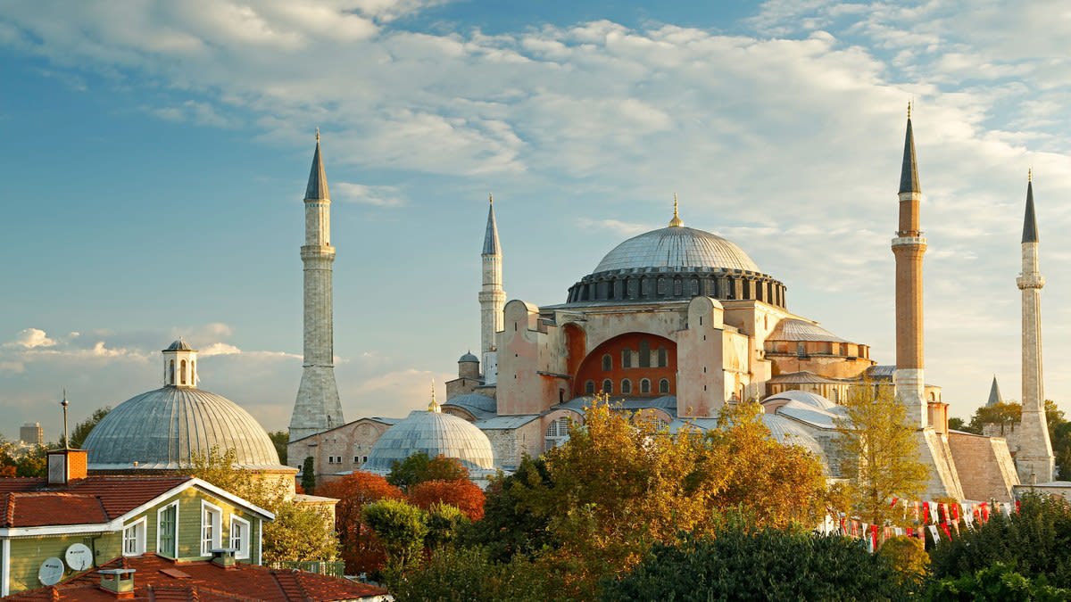 Erdogan Tolak Kecaman Dunia Internasional atas Keputusannya Ubah Hagia Sophia Jadi Masjid