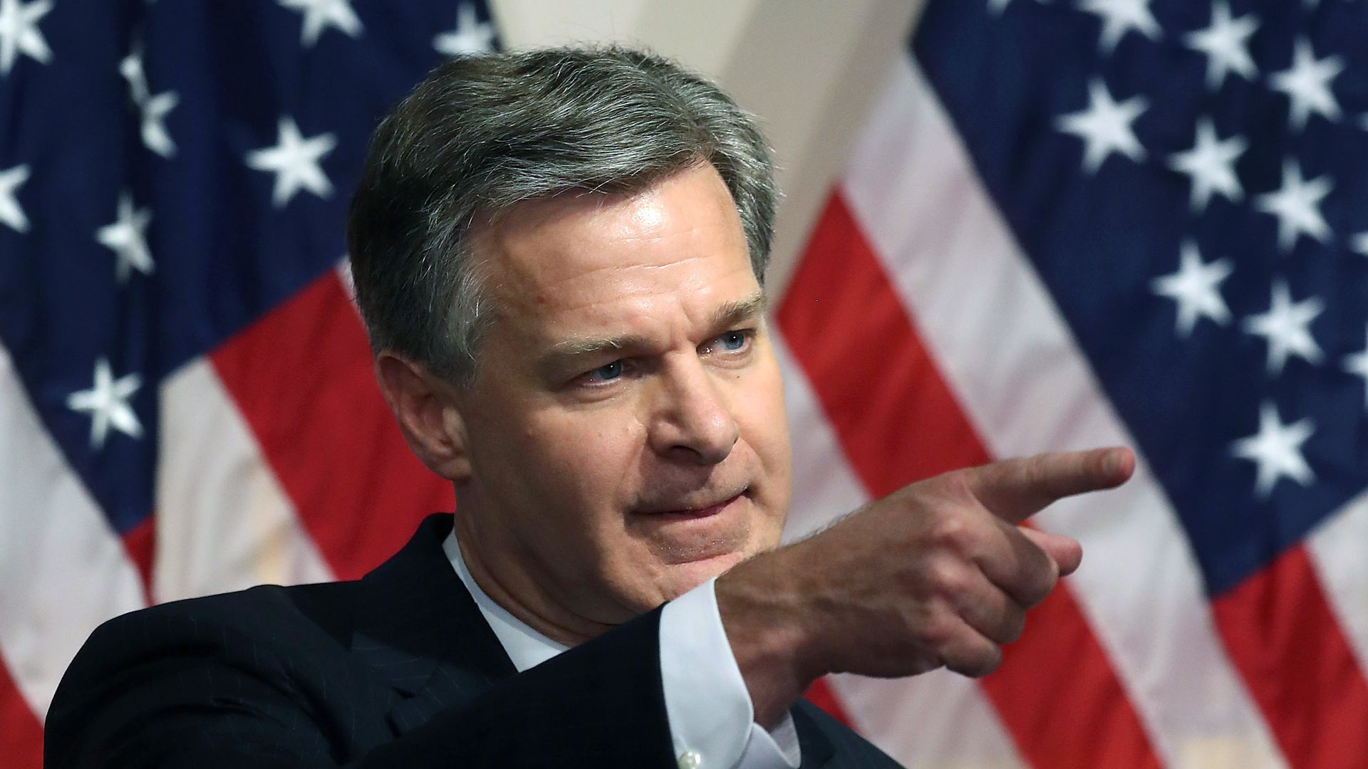 Direktur FBI Tuding China Pelopori Program ‘Fox Hunt’