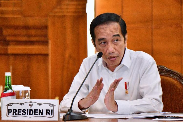 RI Capai Lonjakan Kasus Covid-19 Tertinggi di Era New Normal, Jokowi Akui 'Sudah Lampu Merah Lagi'