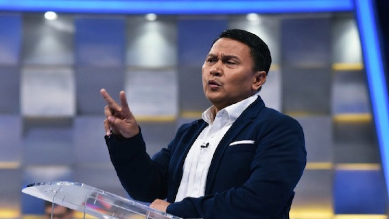 Sindir Aksi Marah Jokowi, PKS: Menterinya Dablek atau Presidennya ‘Omdo’ dan Penakut!