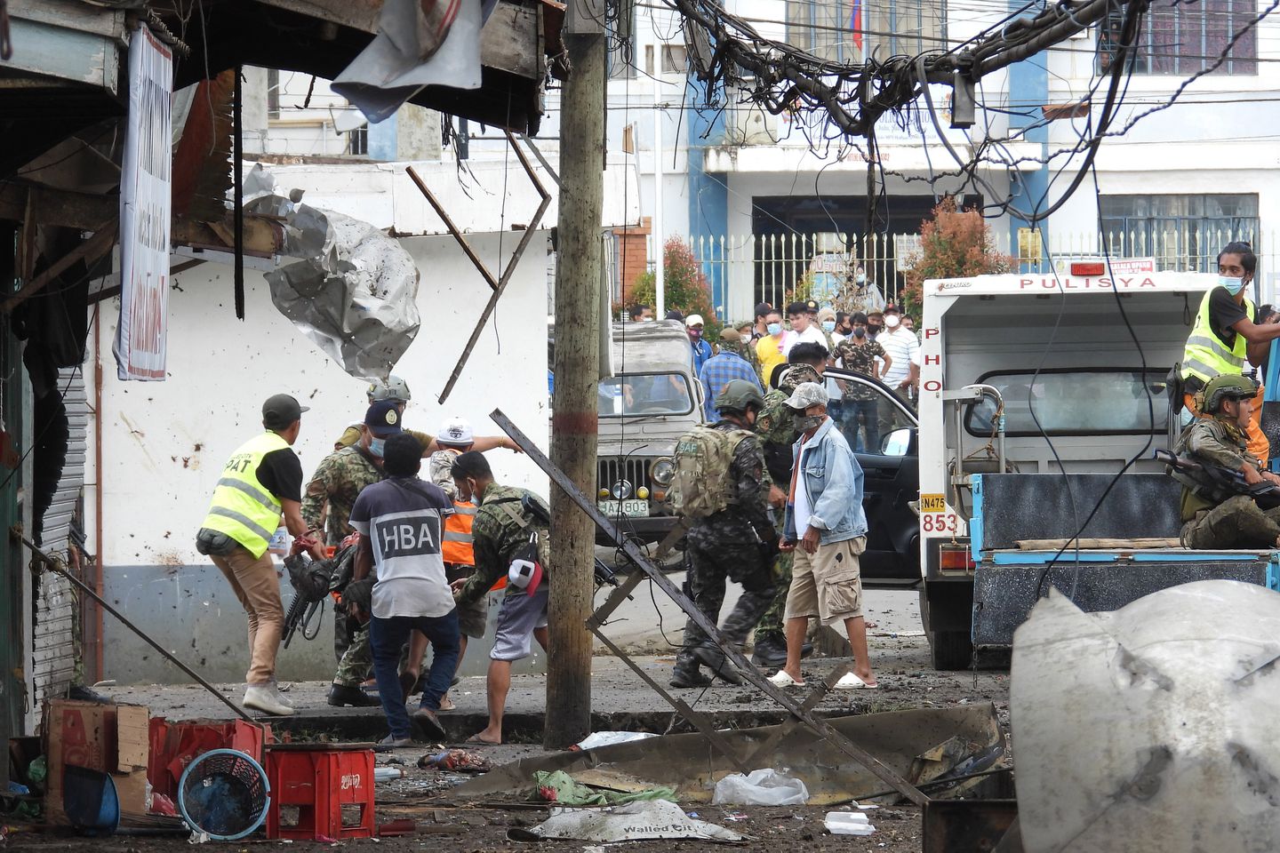 Dua Ledakan Bom di Filipina Tewaskan 10 Orang