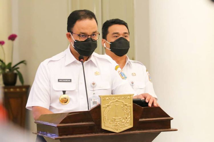 Tegas Putuskan PSBB Total DKI, Lagi-lagi Anies Baswedan 'Dikeroyok' Menteri Jokowi