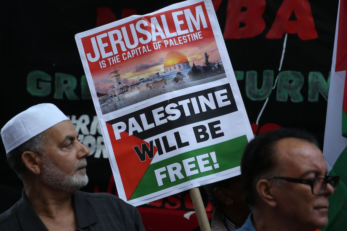 Rezim Zionis Danai Kelompok Anti-Muslim, Anti-Palestina dan Pro-Israel di AS dan Seluruh Dunia