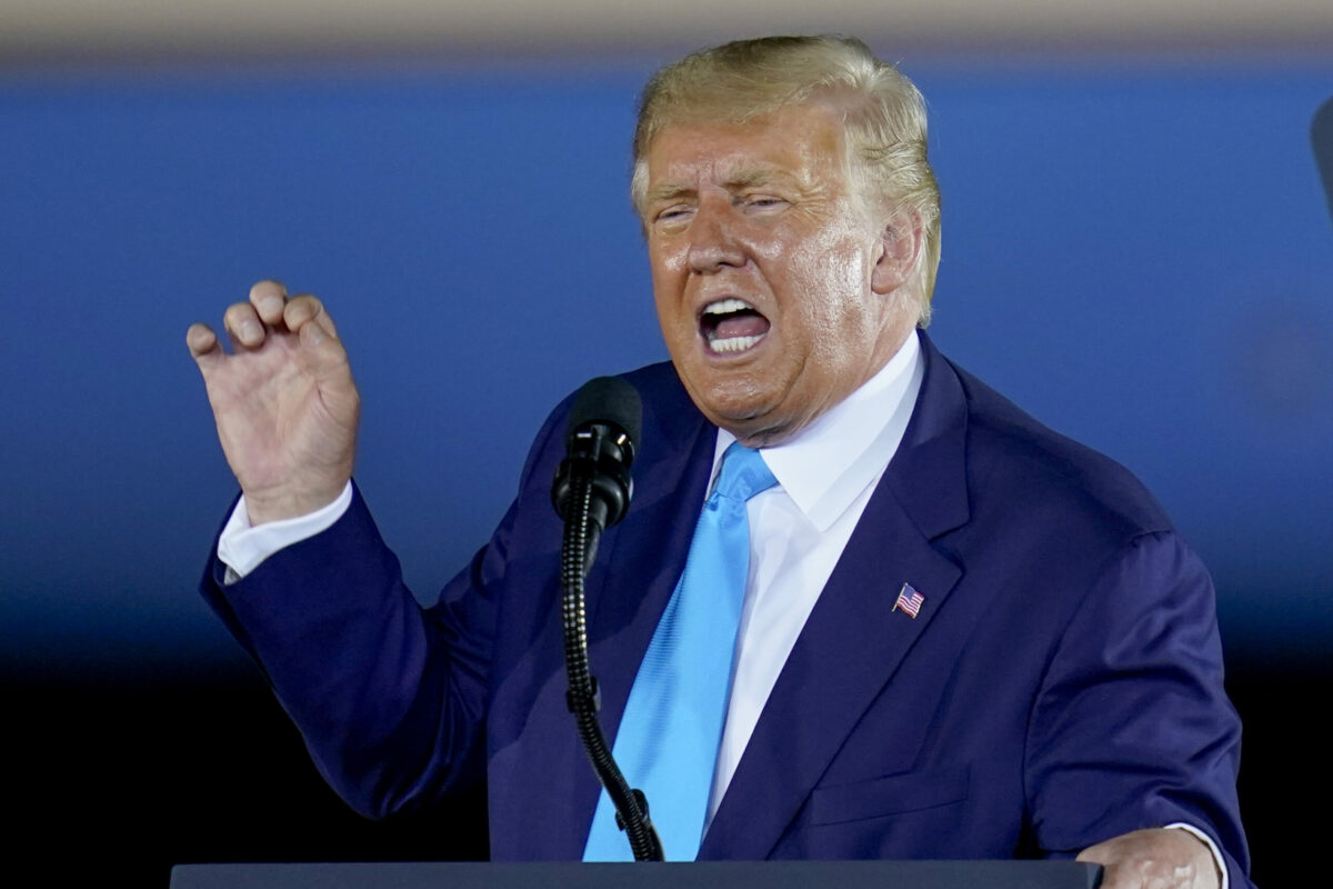 Tak Peduli Risiko Tinggi Ancam Nyawa Warganya, Trump Paksakan Vaksin Covid-19 Siap Sebelum Pilpres AS
