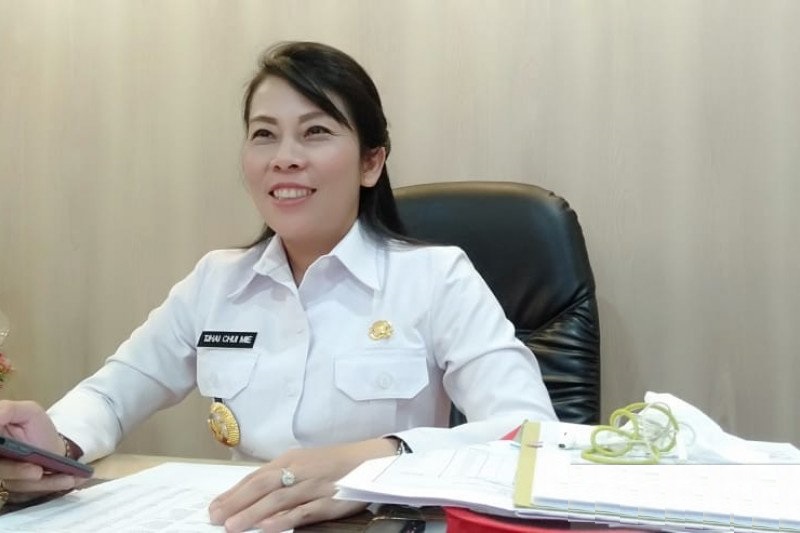 Ahok Versi Wanita, Wali Kota Singkawang Umumkan Dirinya Positif Covid-19