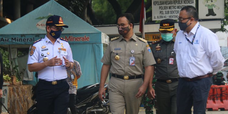 Anies Baswedan: Api Boleh Membakar Halte, tapi Semangat Membangun Kembali Demi Warga Tak Ikut Hangus Terbakar