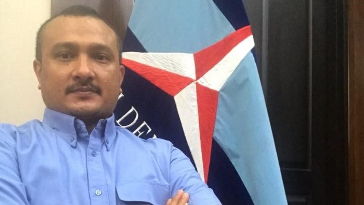 Ferdinand Si 'Duri dalam Daging' Akhirnya Hengkang dari Partai Demokrat, Netizen Bersukacita. Kenapa?