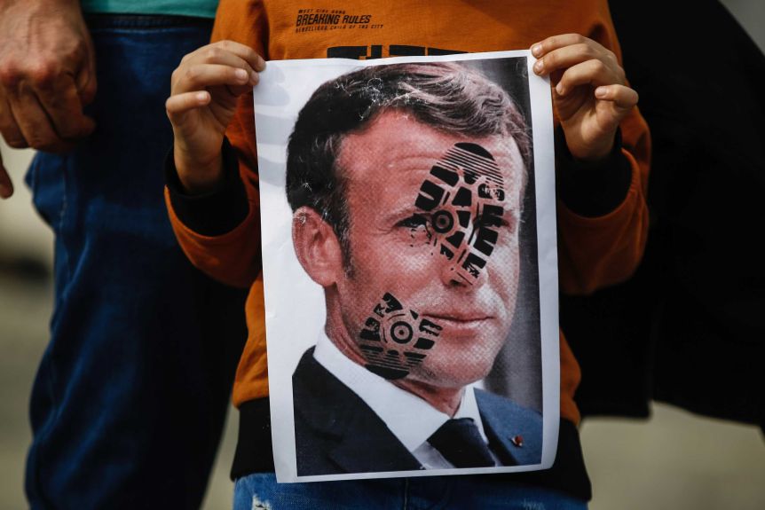Macron Komentar ‘Sembrono’ Soal Islam, Asosiasi Pedagang Arab Boikot Produk Prancis