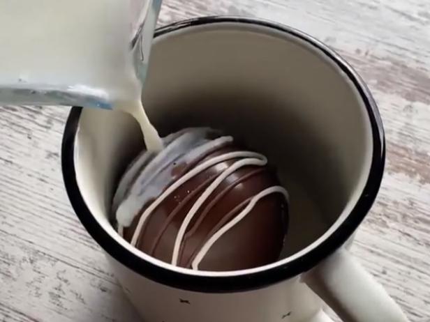 Resep Hot Chocolate Bomb, Viral di TikTok