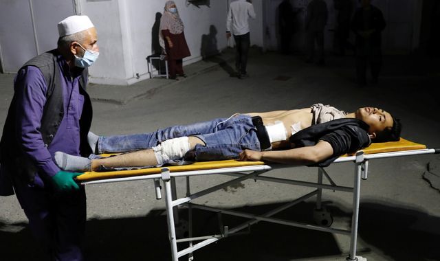 Bom Bunuh Diri di Afghanistan Tewaskan 24 Orang