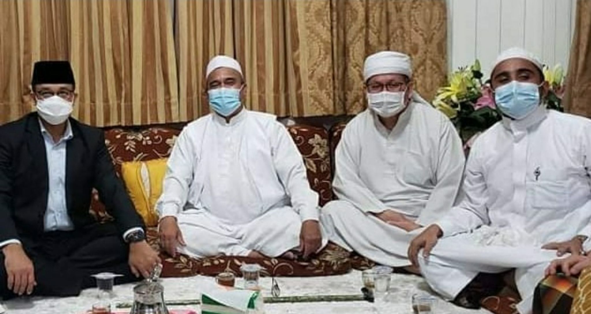 Anies dan Tengku Zulkarnain Temui Habib Rizieq di Petamburan, Bahas Apa?