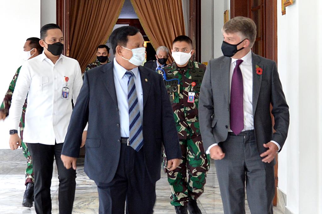 Dubes Inggris dan Dubes AS untuk RI Temui Menhan Prabowo, Ada Apa?