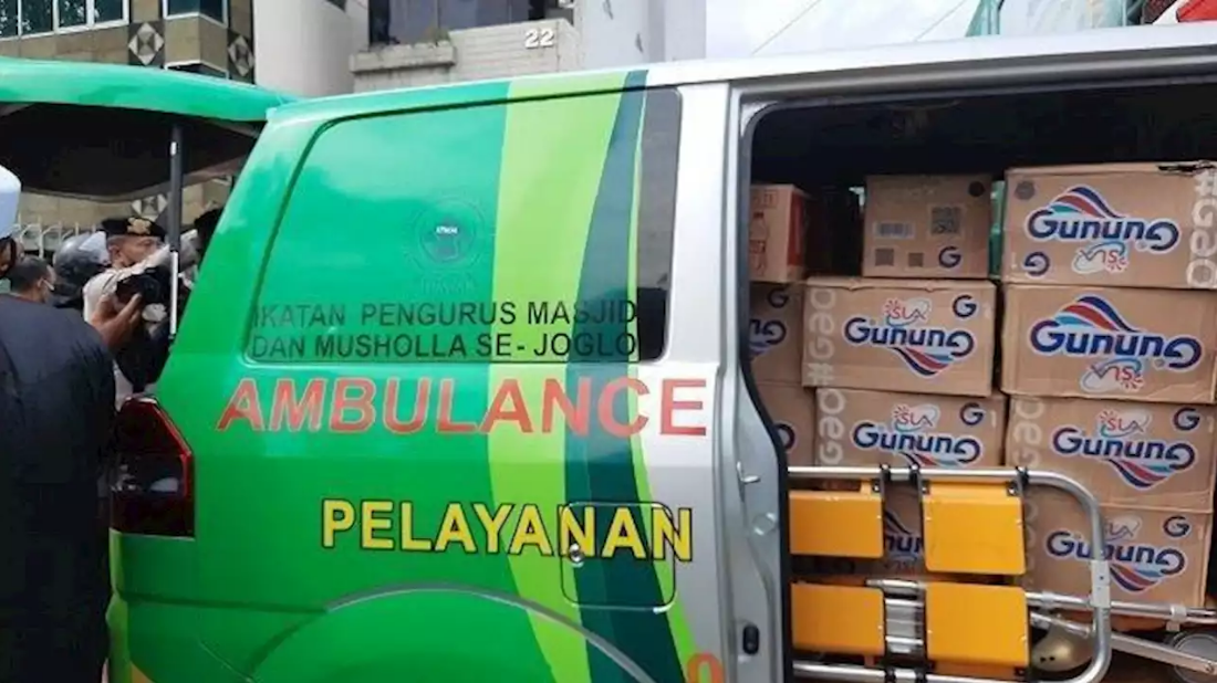 Polisi Tangkap Sopir Ambulans Pembawa Logistik Massa Aksi 1812